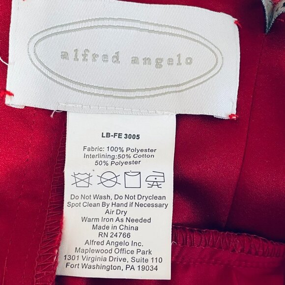 ❤️ Kids Red Gown Size Small - Picture 15 of 15
